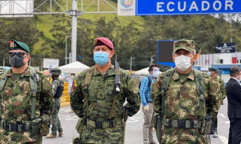 Colombia y Ecuador hacen operación fronteriza conjunta para frenar el COVID-19