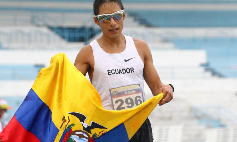 Andrés Chocho obtiene medalla de oro en torneo Sudamericano de atletismo