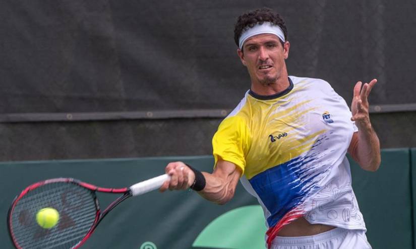 El ecuatoriano Gómez gana final y corta racha a chileno Jarry