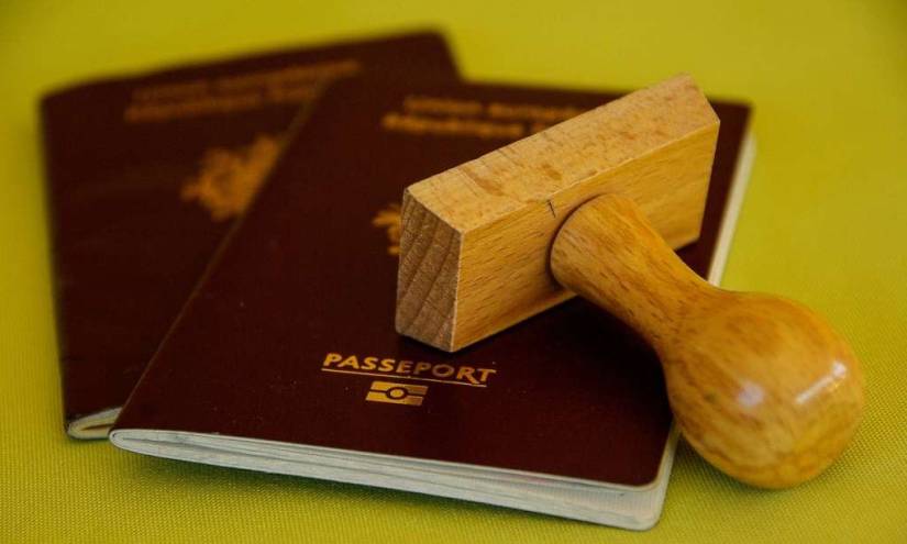 Ecuador emitirá pasaporte electrónico con chip de lectura biométrica