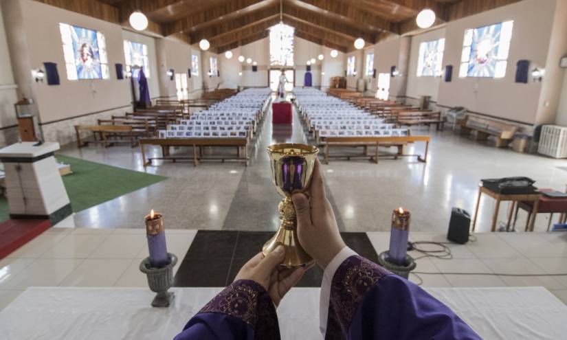 Iglesia Católica autoriza bautizos y matrimonios en Guayaquil