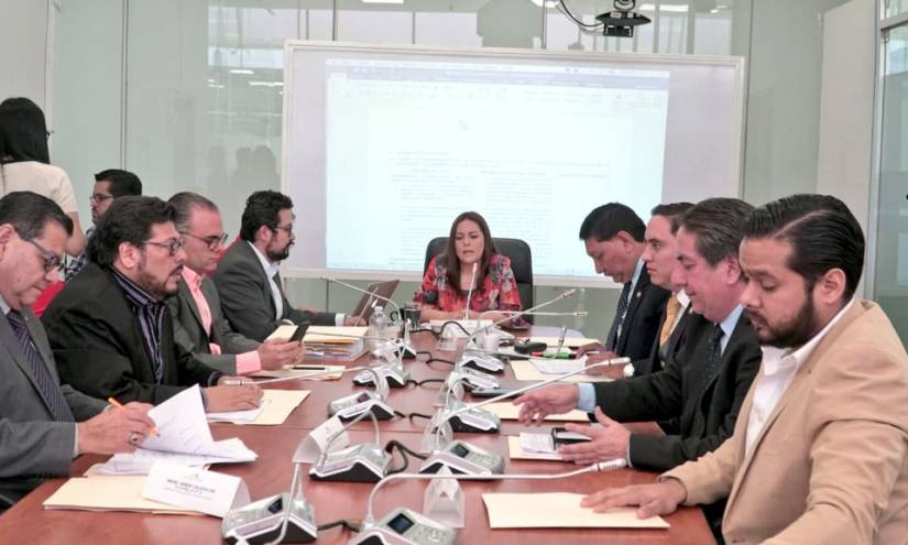 Fiscalización conocerá este viernes pedidos contra CPCCS