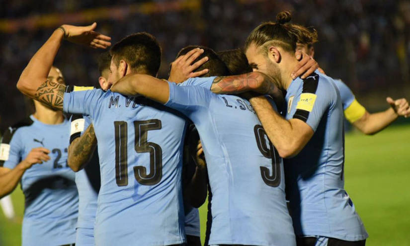 Uruguay reserva futbolistas del exterior para jugar ante Ecuador