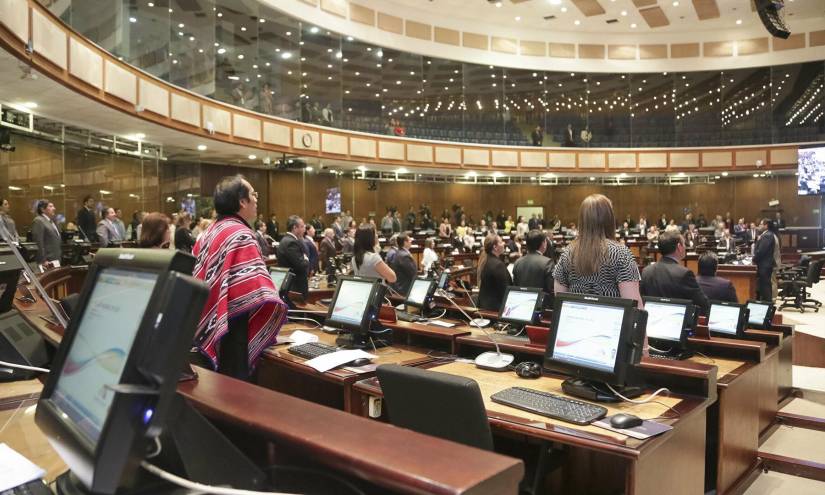 Desacuerdo en inauguración de Asamblea expone debilidad en alianzas