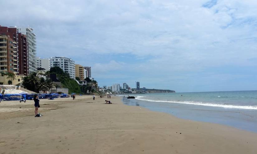 Playas de Manabí se alistan para su reapertura este miércoles