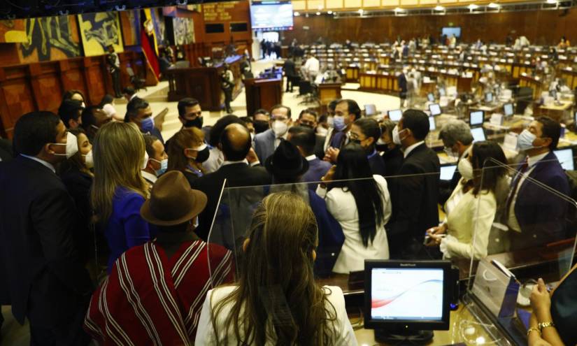 Continúan conversaciones para definir las 15 comisiones de la Asamblea Nacional