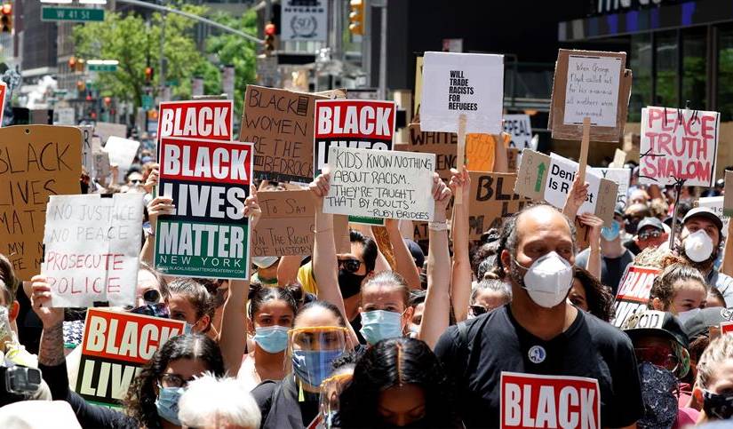 Miles de neoyorquinos vuelven a tomar las calles en nueva jornada de protestas