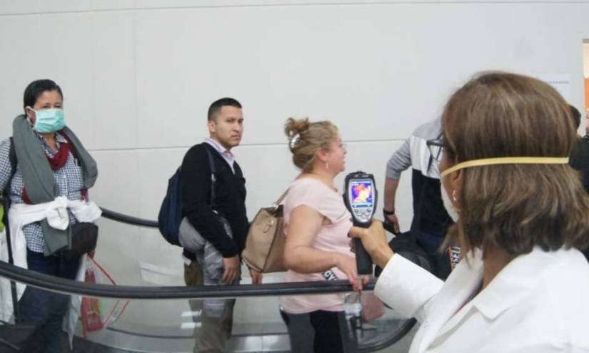Viajeros con PCR negativa no harán aislamiento al llegar a Ecuador