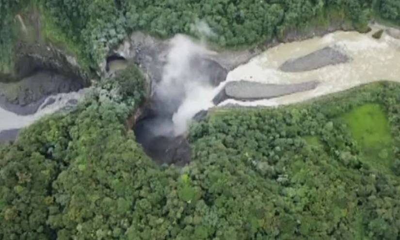 Suspenden ingreso a la cascada San Rafael tras socavón