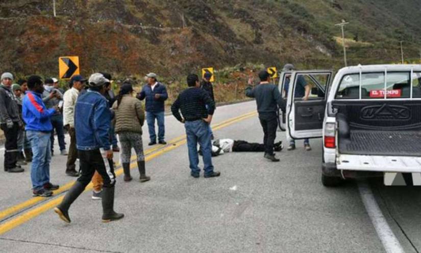 Muere atropellado durante protestas en Azuay