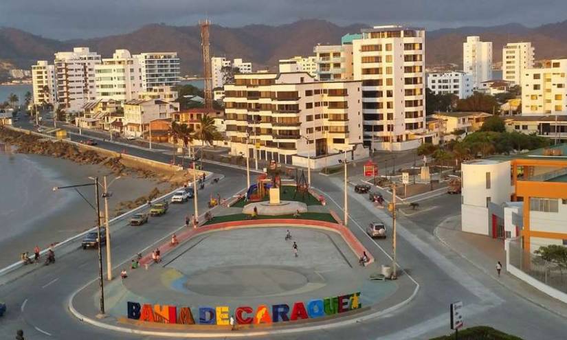 Playas de Bahía de Caráquez y San Jacinto no abrirán hoy